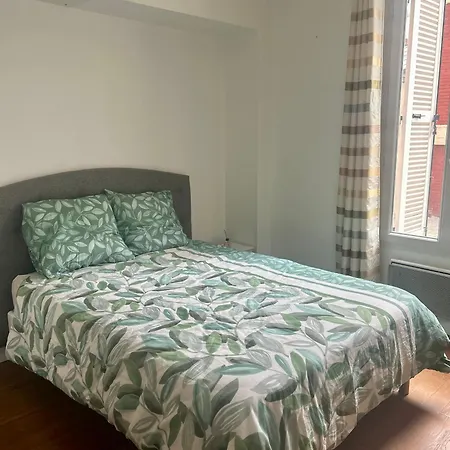 Homestay Comfort Parisian And Sofa Bed 1 Min To Metro M4 & T3a Chez Habitant