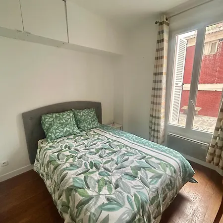 Comfort Parisian And Sofa Bed 1 Min To Metro M4 & T3a Chez Habitant Homestay *